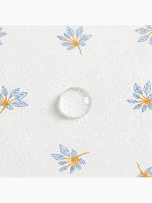 Nappe imprimée anti-taches style méditerranéen, motif floral - Gamusi - Kiabi Nappe imprimée anti-taches style méditerranéen, motif floral - Gamusi - Kiabi