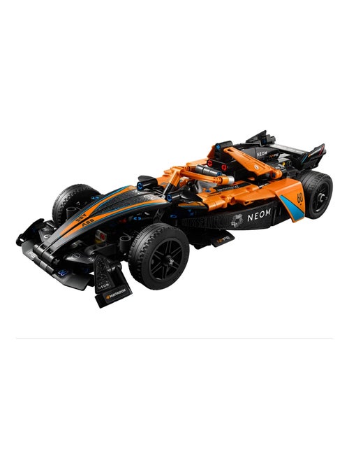 NEOM McLaren Formula E Race Car - Kiabi