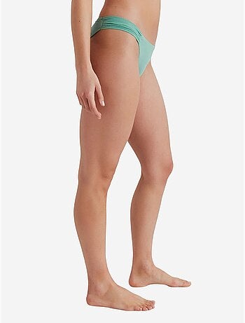 Nicolette hipkini bas de bikini penti