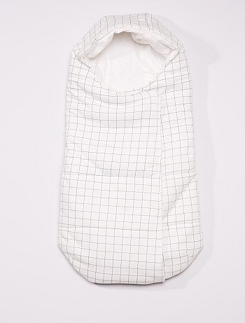 Nid d'ange à carreaux