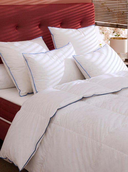 Oreiller moelleux duvet antiallergènes - Kiabi Oreiller moelleux duvet antiallergènes - Kiabi