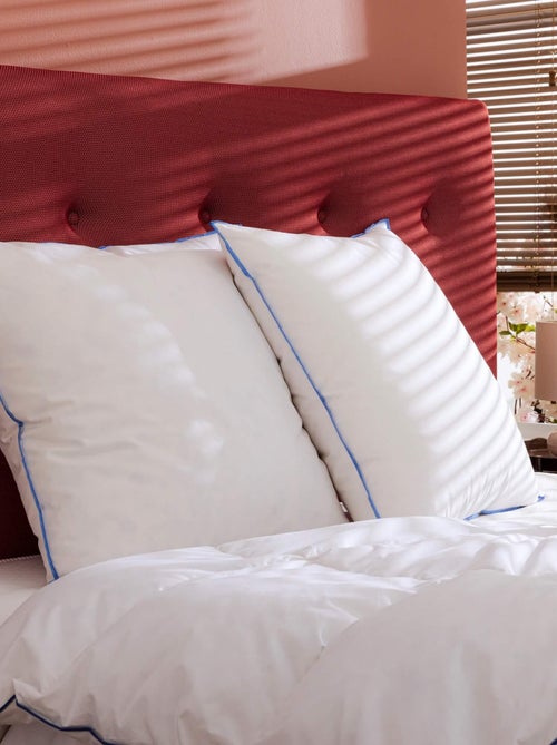 Oreiller moelleux/ferme duvet antiallergènes - Kiabi