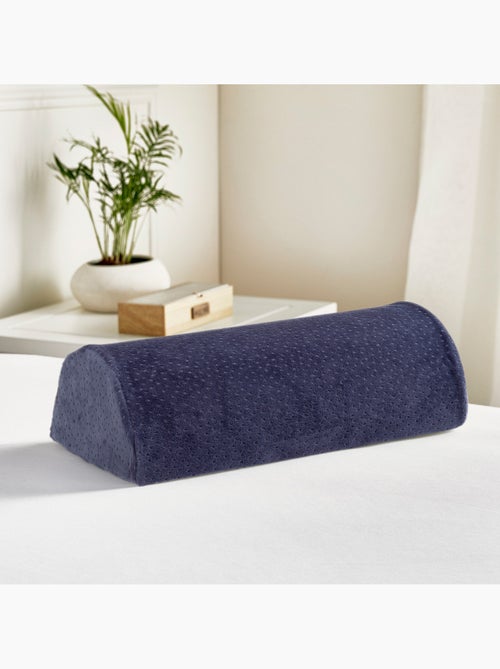 Oreiller Visco pour les jambes Améliore la circulation Ergonomique - Kiabi Oreiller Visco pour les jambes Améliore la circulation Ergonomique - Kiabi