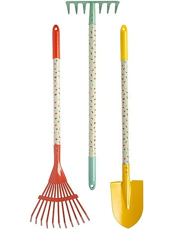 Outils de jardinage avec brouette tiny garden