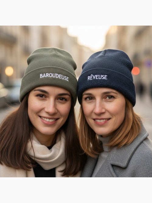 Ozabi bonnets femme fil lurex pailleté message brodé - pack de 2 (lot) - Kiabi Ozabi bonnets femme fil lurex pailleté message brodé - pack de 2 (lot) - Kiabi