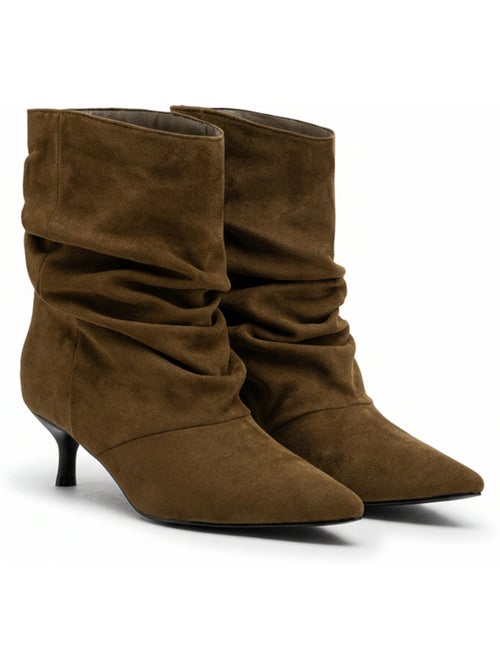 Ozabi bottines femme suédine plissée talon fin 4 cm bout pointu - Kiabi Ozabi bottines femme suédine plissée talon fin 4 cm bout pointu - Kiabi