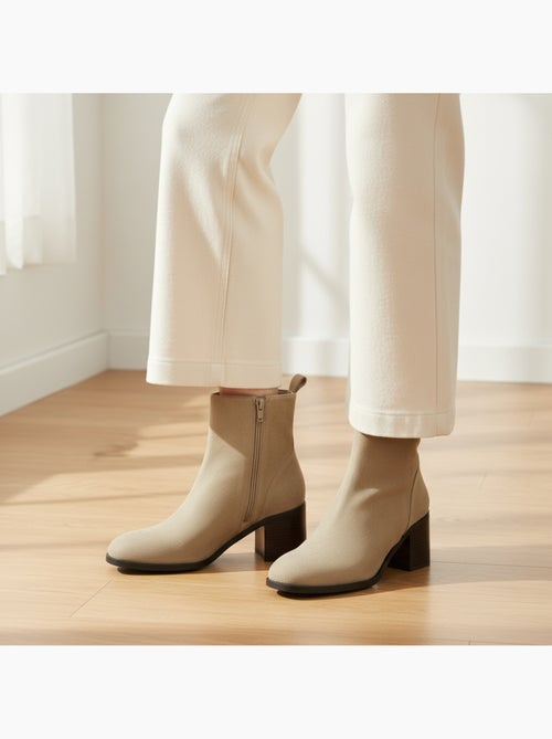 Ozabi bottines femme suédine zippée talon bloc 5 cm bout arrondi - Kiabi Ozabi bottines femme suédine zippée talon bloc 5 cm bout arrondi - Kiabi