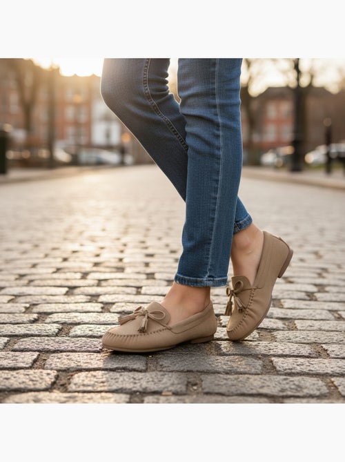 Ozabi mocassins femme bobo chic nœud pampilles daim synthétique - Kiabi Ozabi mocassins femme bobo chic nœud pampilles daim synthétique - Kiabi