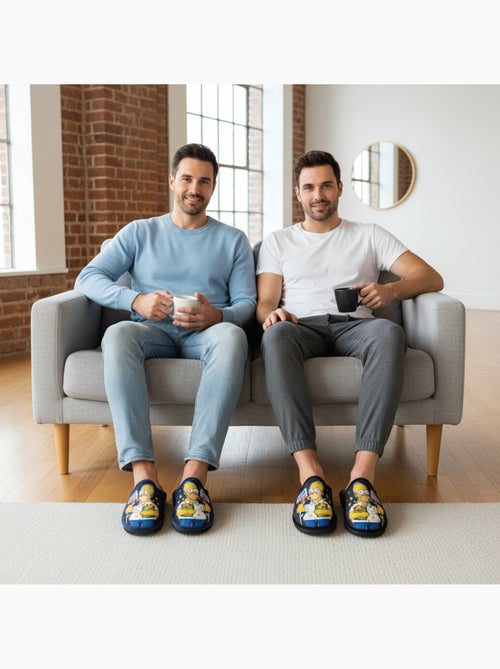 Ozabi pack de 2 paires pantoufles mules homme fantaisie motif dessin animé - Kiabi Ozabi pack de 2 paires pantoufles mules homme fantaisie motif dessin animé - Kiabi