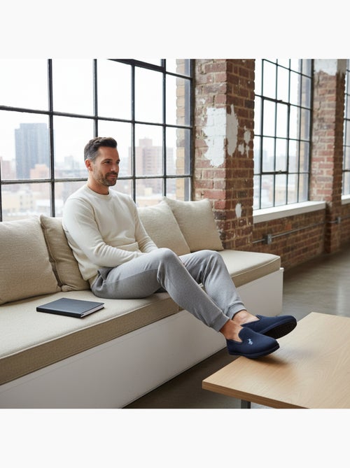 Ozabi pantoufles charentaises homme fabriquées en espagne broderie fantaisie - Kiabi Ozabi pantoufles charentaises homme fabriquées en espagne broderie fantaisie - Kiabi