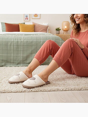 Ozabi pantoufles ouvertes femme, fausse fourrure, cœur à pois brodé love