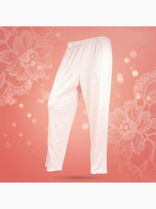 OZABI Pyjama Femme Long Boutonné Dentelle Tissu Ultra Léger - Kiabi OZABI Pyjama Femme Long Boutonné Dentelle Tissu Ultra Léger - Kiabi