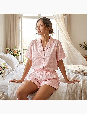 Ozabi pyjama femme short satiné boutonné motif zèbre toucher soie