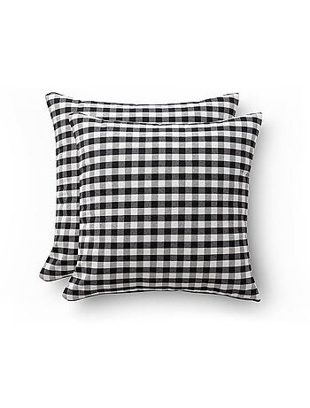 Pack de deux housses de coussin à carreaux vichy, en tissu imperméable.