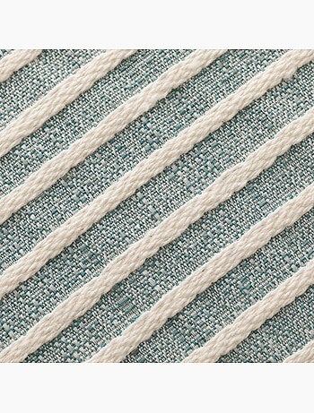 Pack de deux housses de coussin chiné à rayures, tissu en relief bicolore.