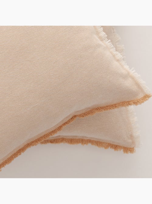 Pack de deux housses de coussin unies en tissu texturé en relief, avec franges -  Gamusi. - Kiabi