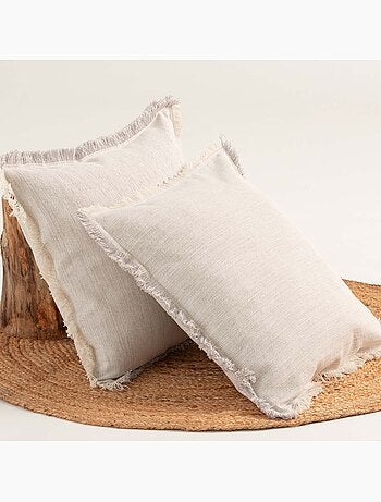 Pack de deux housses de coussin unies en tissu texturé en relief, avec franges - Gamusi.