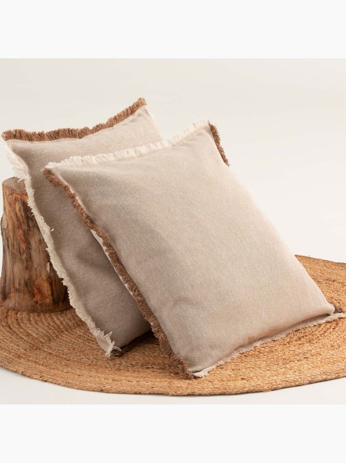 Pack de deux housses de coussin unies en tissu texturé en relief, avec franges -  Gamusi. - Kiabi