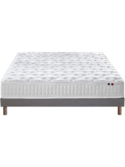 Pack literie complet ASTRE : matelas, sommier, couette et oreillers, made in France - 140 x 190 cm - Kiabi Pack literie complet ASTRE : matelas, sommier, couette et oreillers, made in France - 140 x 190 cm - Kiabi