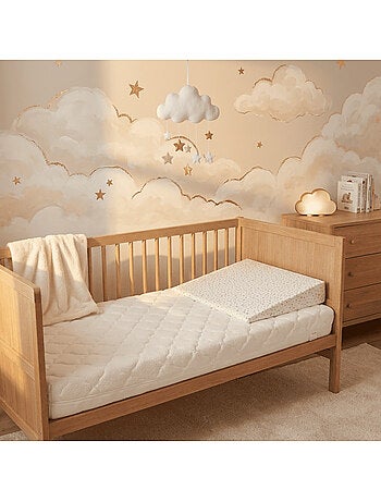 Pack Matelas Bébé 60x120 + Plan Incliné Étoiles Dorées + Protège-Matelas - Déhoussable et Sain