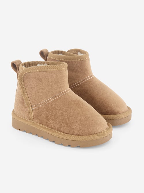 Paire de boots fourrées en suédine - Kiabi Paire de boots fourrées en suédine - Kiabi