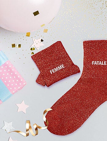 Paire de chaussettes dépareillées rouges Femme et Fatale