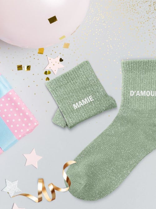Paire de chaussettes dépareillées vert Mamie d'Amour - Kiabi Paire de chaussettes dépareillées vert Mamie d'Amour - Kiabi