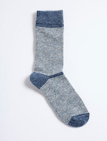 Paire de chaussettes rayées chaudes avec laine