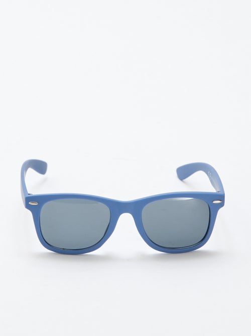 Paire de lunette de soleil classique unie - Kiabi