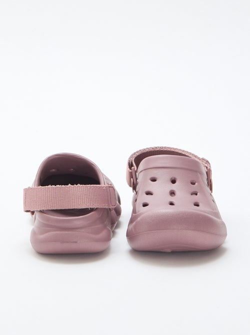 Paire de mules de plage fermées unie - Kiabi