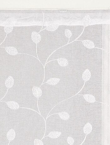 Paire de voilages brodé feuilles, vitrage finition passe-tringle.