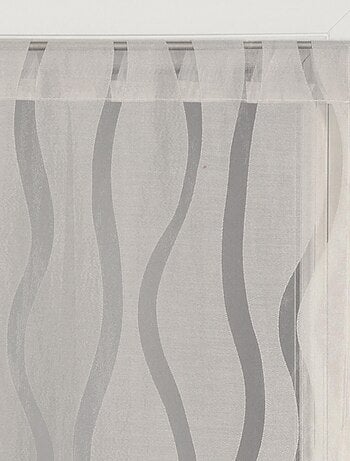 Paire de voilages dévoré finition passe-tringle, vitrages.