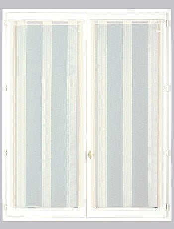 Paire de voilages étamine fines rayures, vitrage finition passe-tringle.