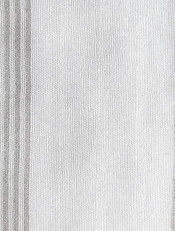 Paire de voilages étamine rayée, vitrage finition passe-tringle.