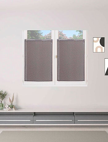 Paire de voilages étamine unie, vitrage finition œillets métal.