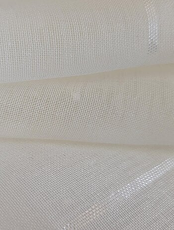 Paire de voilages étamine unie, vitrage finition pattes.