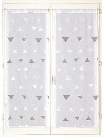 Paire de Voilages Jacquard motifs triangulaire, finition passe-tringle, vitrages.