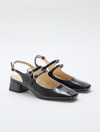 Paire d'escarpin verni brillant uni