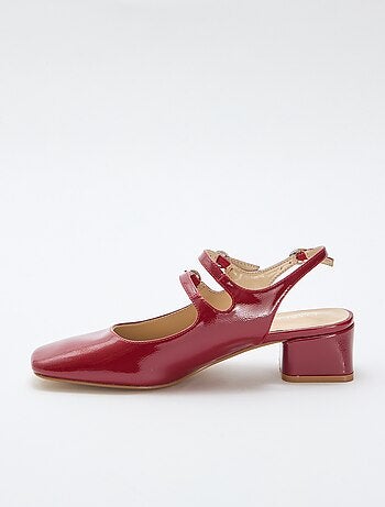 Paire d'escarpin verni brillant uni