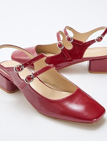 Paire d'escarpin verni brillant uni