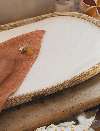 Panier à langer tressé avec matelas