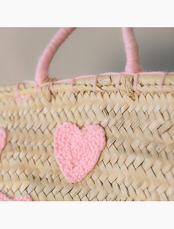 Panier cœurs brodés