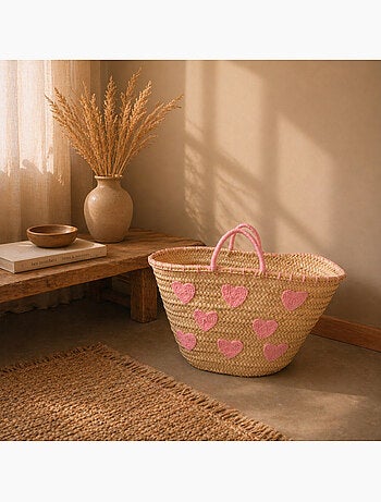Panier cœurs brodés