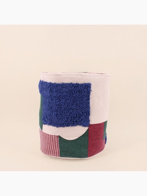 Panier en coton tissé coloré brodé et tufté 30x35cm - Kiabi