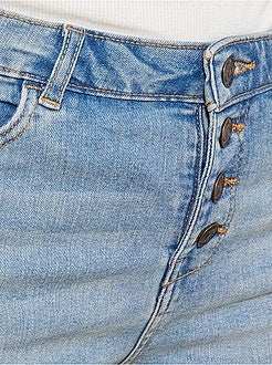 Pantacourt en jean avec boutons - Kiabi