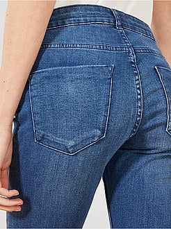 Pantacourt en jean avec boutons - Kiabi