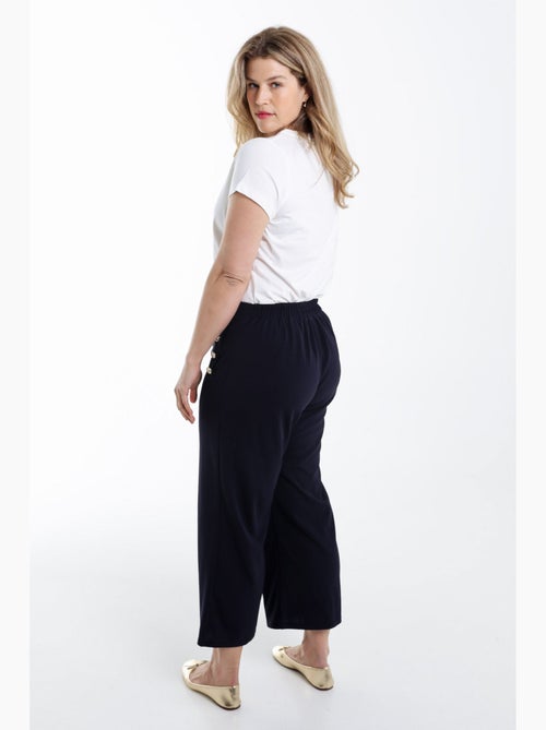 Pantacourt uni avec boutons décoratifs PAPRIKA - Kiabi