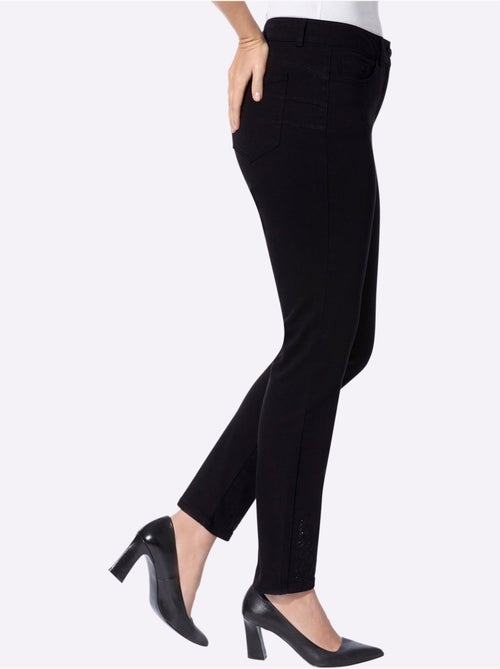 Pantalon 5 poches petites pierres brillantes fantaisie - taille standard - helline - Kiabi Pantalon 5 poches petites pierres brillantes fantaisie - taille standard - helline - Kiabi
