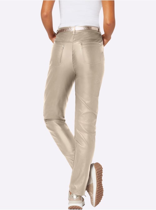 Pantalon 5 poches qualité viscose extensible souple - taille standard - helline - Kiabi Pantalon 5 poches qualité viscose extensible souple - taille standard - helline - Kiabi