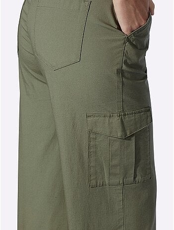Pantalon 7/8 Poches Cargo Plaquées - Taille Standard - Helline